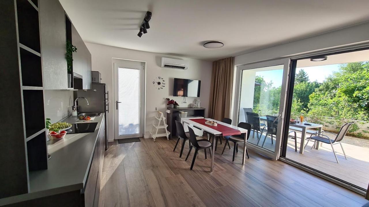 Vila Primorka Apartmani Oleander Silo  Bagian luar foto